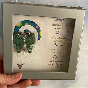 Butterfly pin with gift box and quote